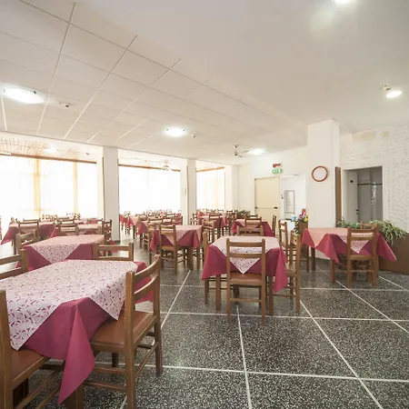 Sanremo Hotell 3*