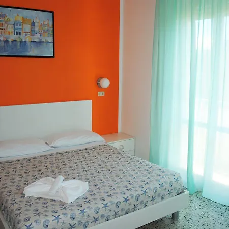 Hotell Sanremo 3*