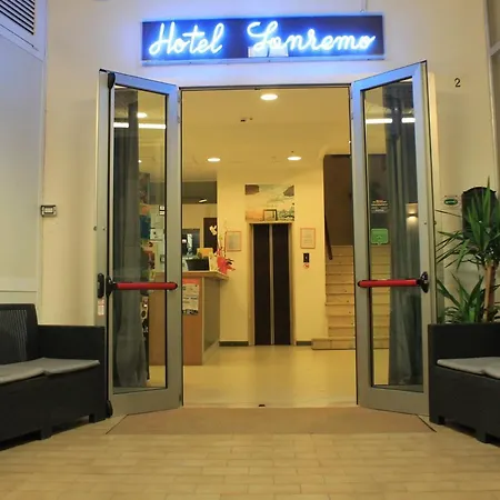 Sanremo 3* רימיני