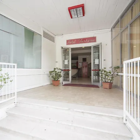 Hotel Sanremo Rímini