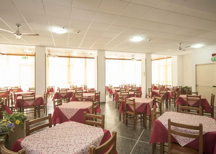 酒店 Sanremo 里米尼