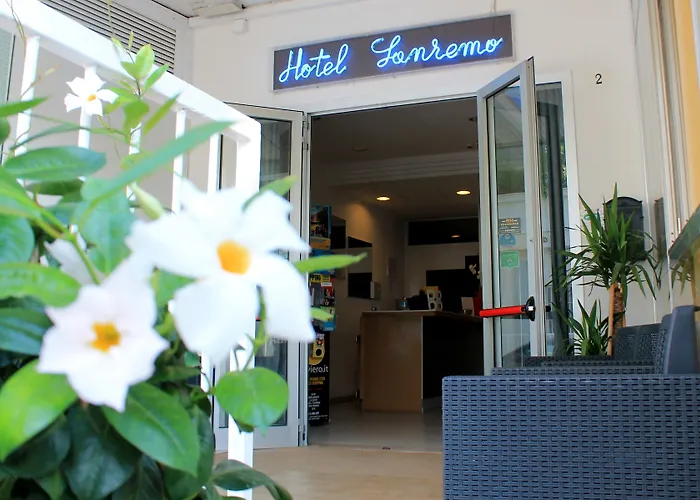Sanremo 酒店 里米尼